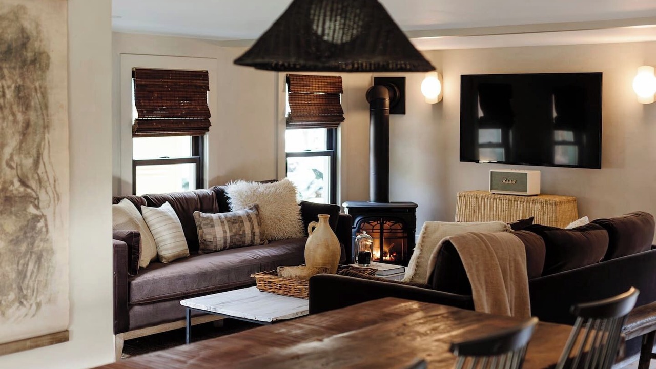 Photo of Livingroom in Phoenicia