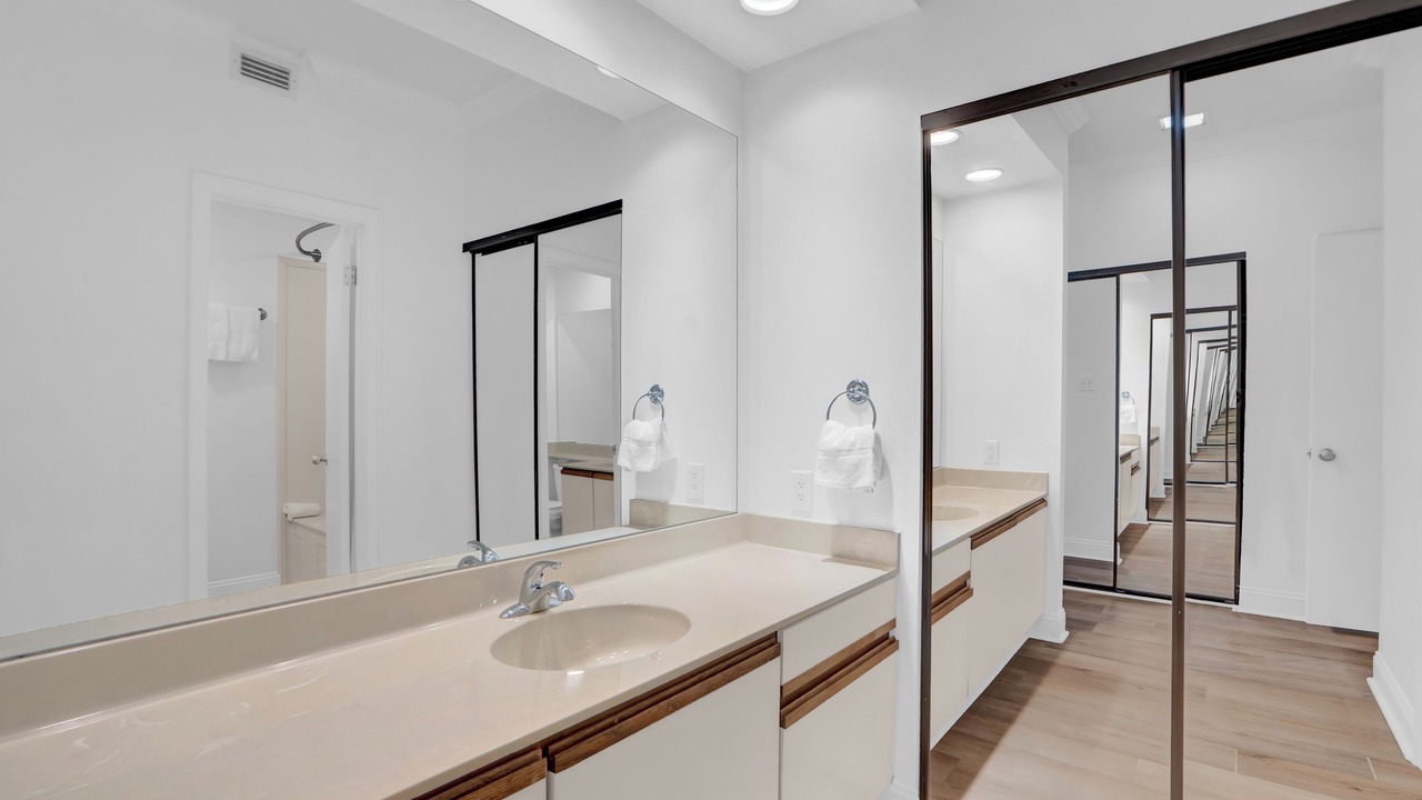 Photo of Bathroom in Orange Beach