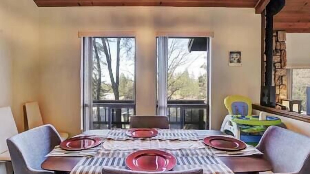 Photo of Bedroom in Alta Sierra