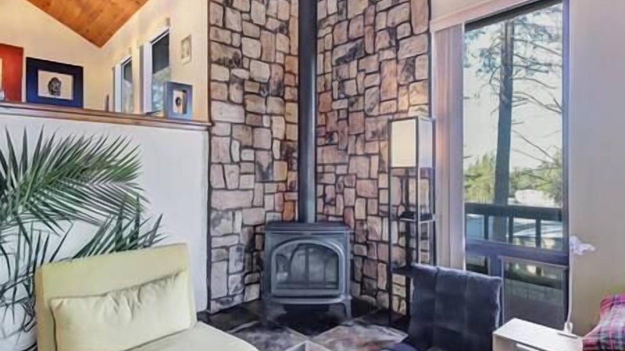 Photo of Livingroom in Alta Sierra