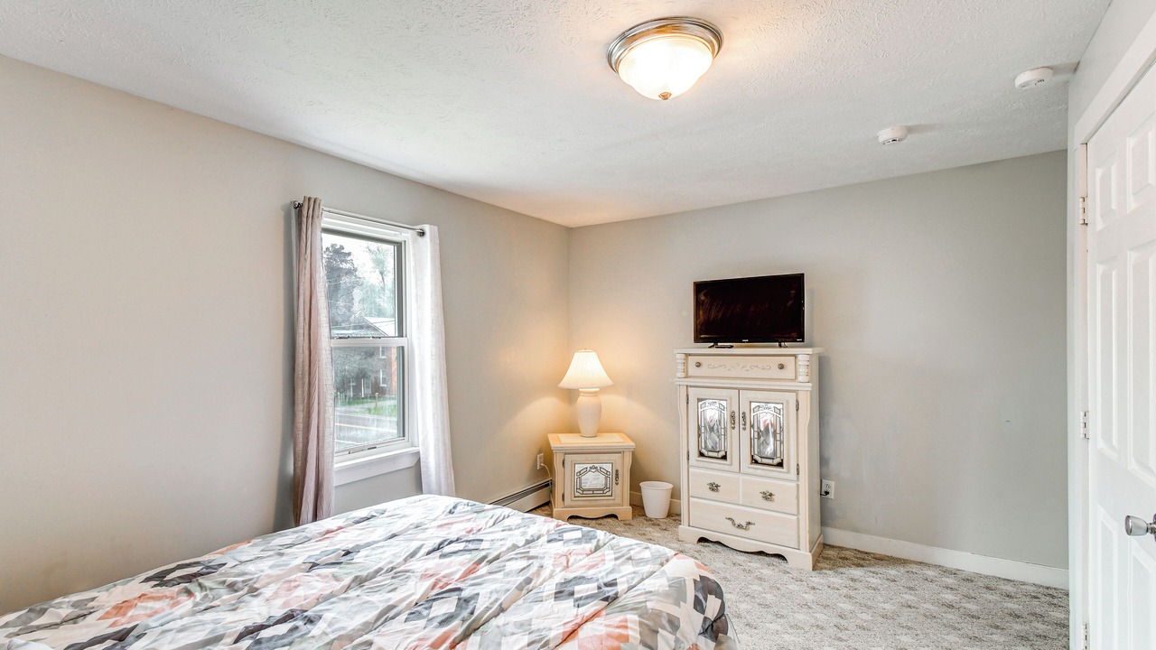 Photo of Bedroom in Seneca Falls