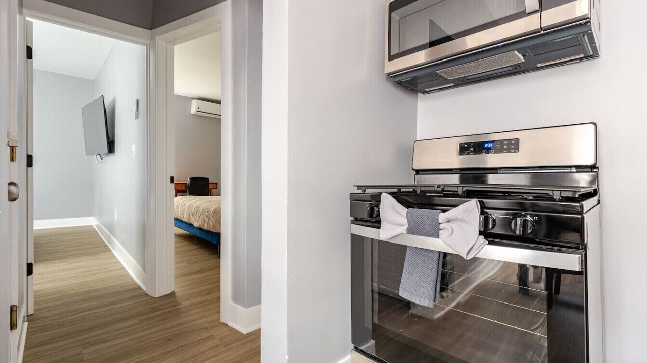 Photo of Bedroom in Black Rock Historic District