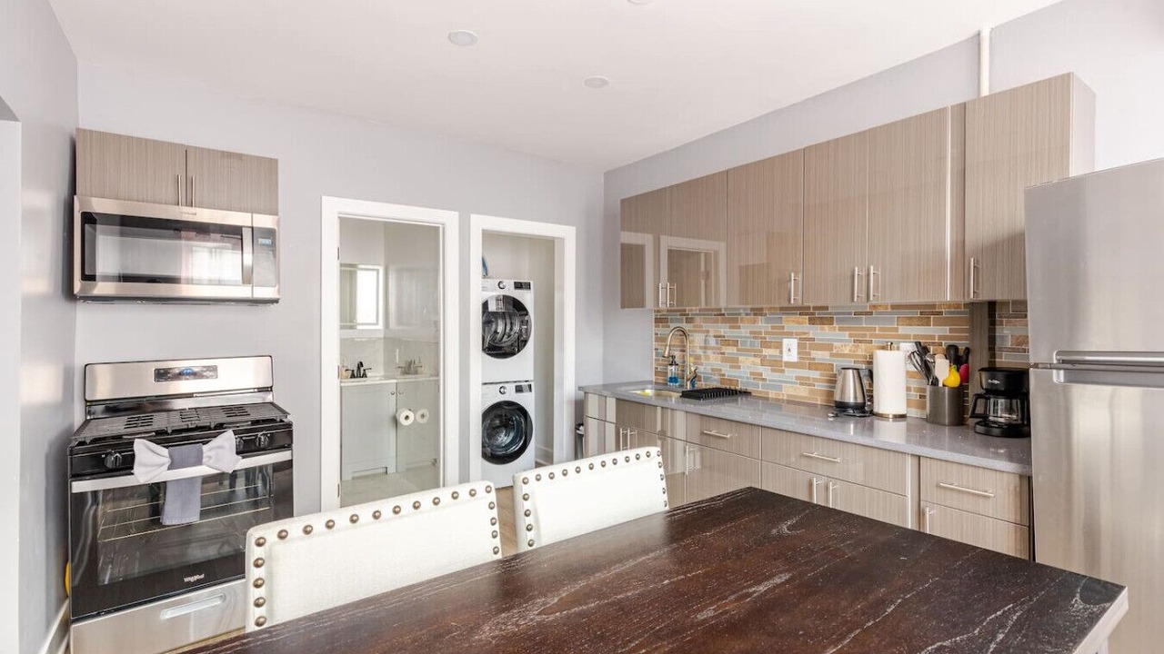 Photo of Kitchen in Black Rock Historic District