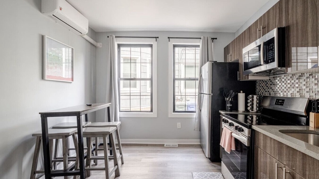 Photo of Kitchen in Black Rock Historic District