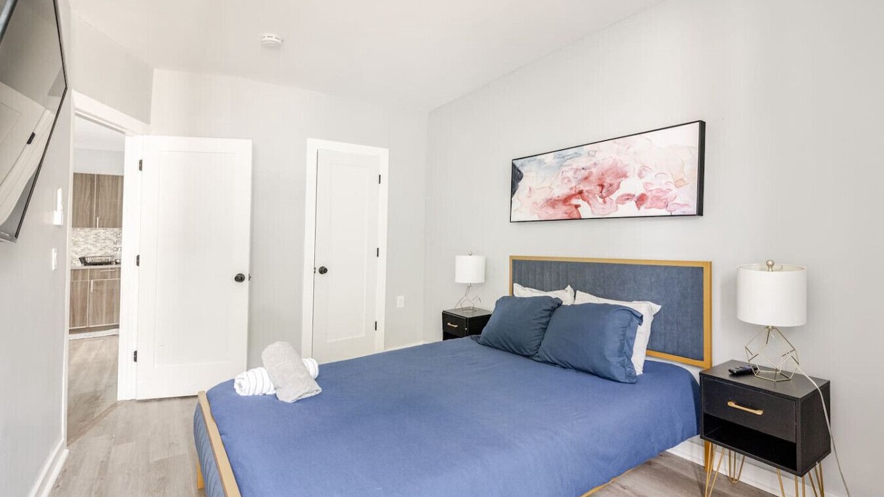 Photo of Bedroom in Black Rock Historic District