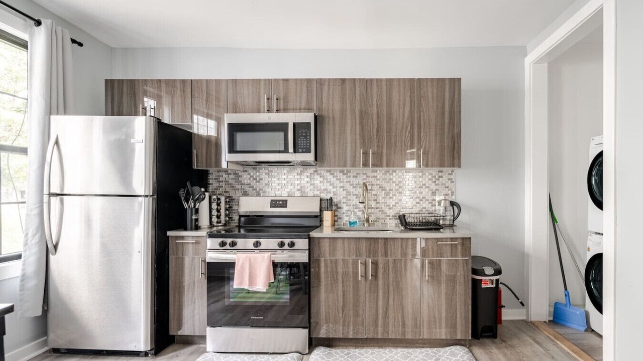 Photo of Kitchen in Black Rock Historic District
