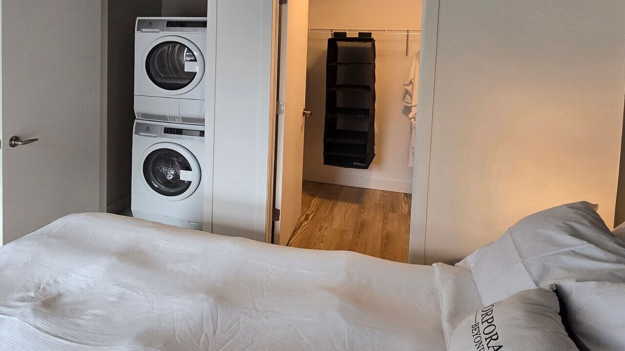Photo of Bedroom in International District