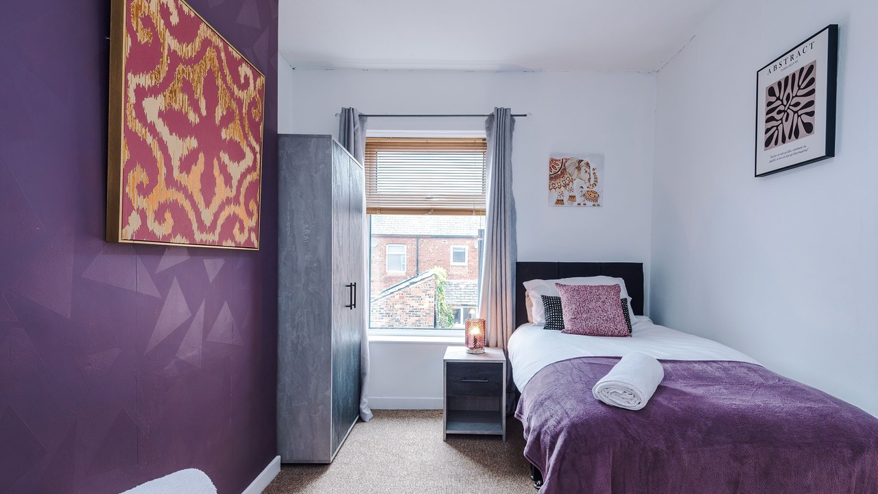 Photo of Bedroom in Latchford