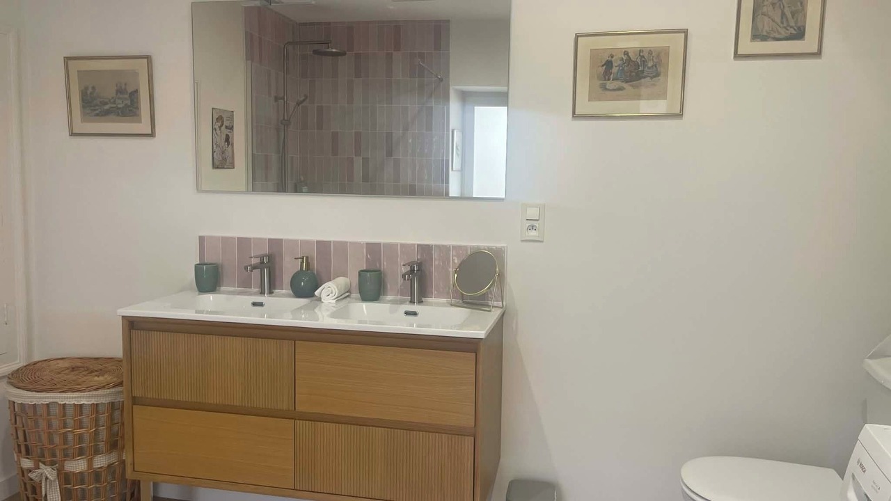 Photo of Bathroom in Clisson