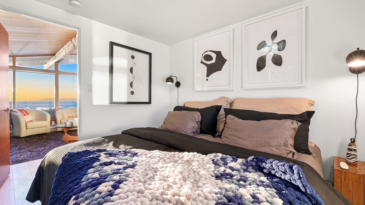 Photo of Bedroom in Blaine