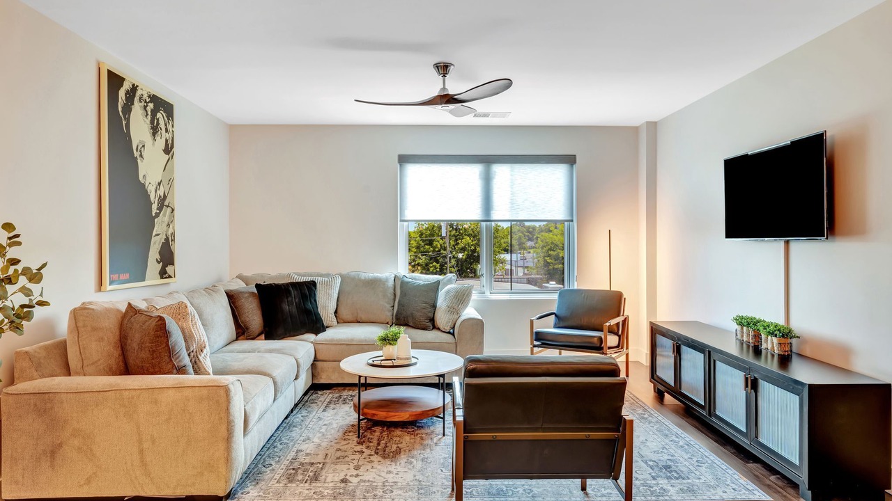 Photo of Livingroom in Donelson