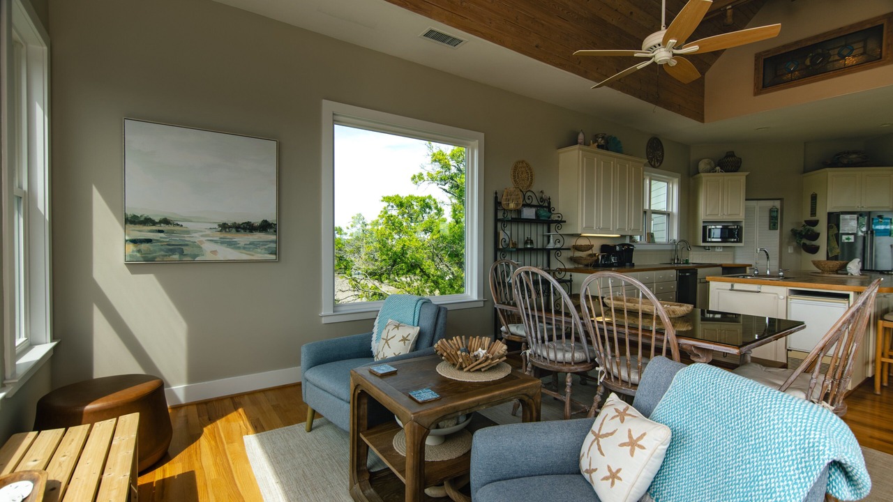 Photo of Livingroom in Edisto Island