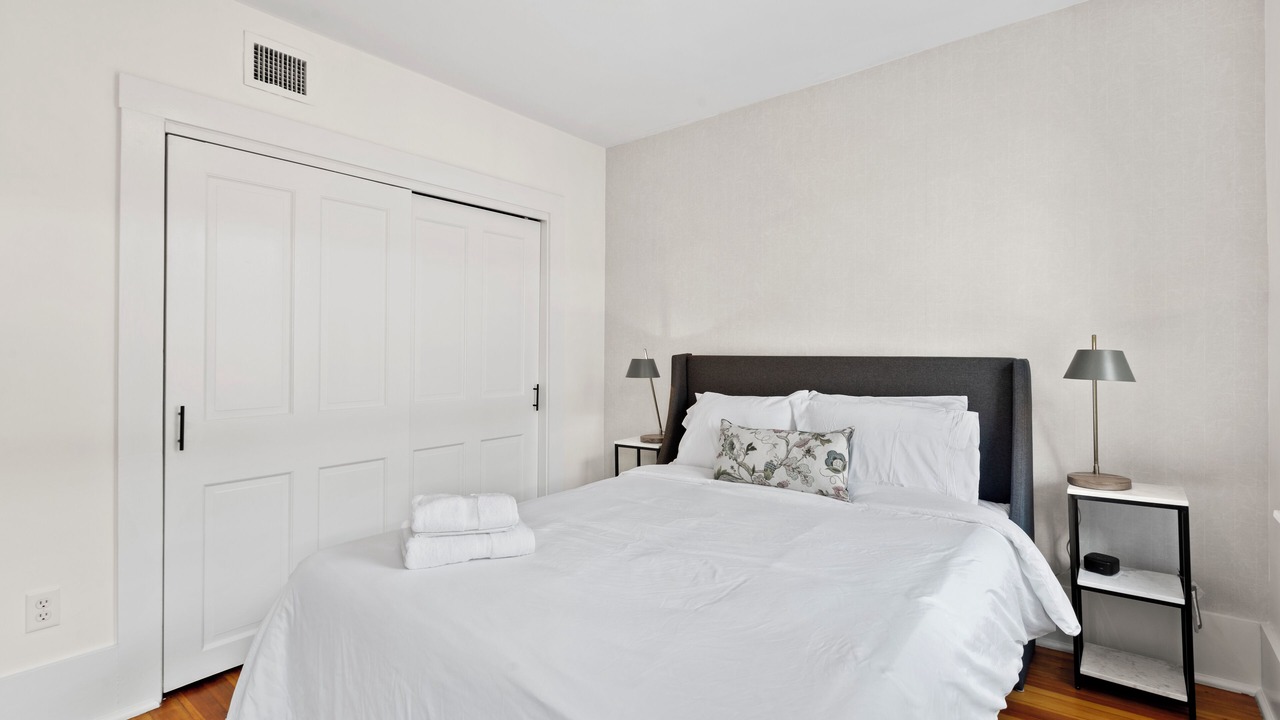 Photo of Bedroom in Salem