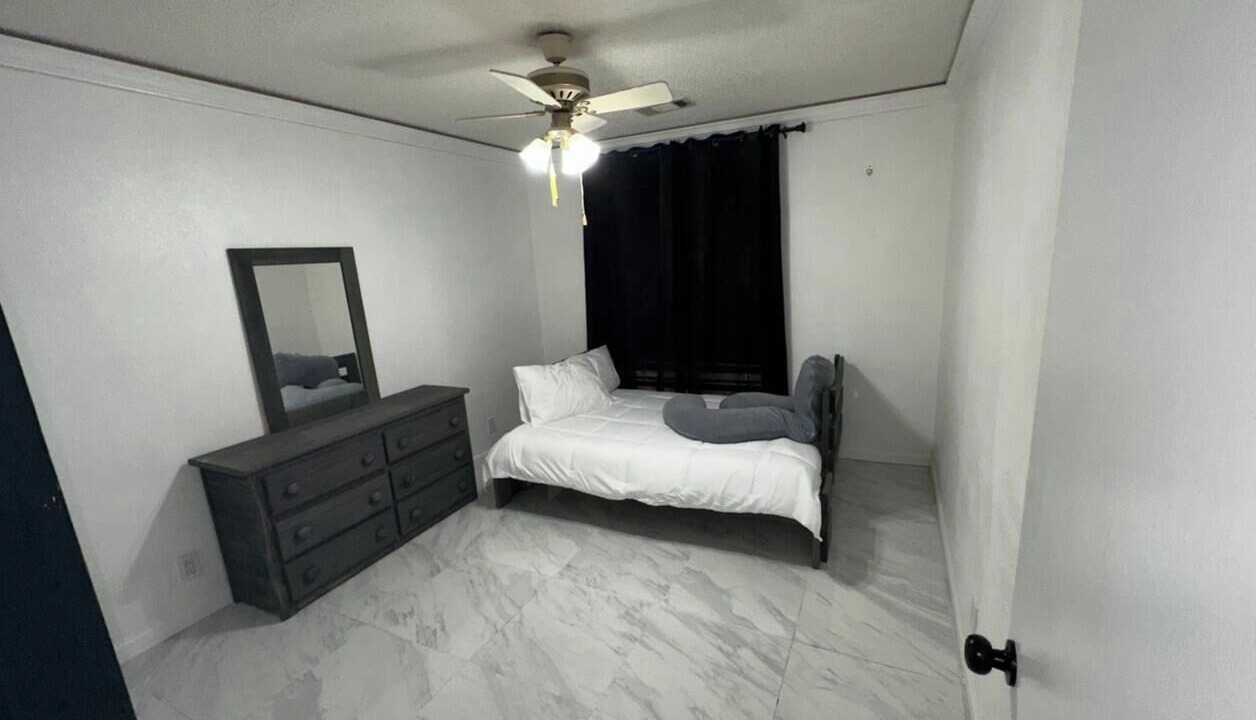 Photo of Bedroom in Lakeview  Jefferson County