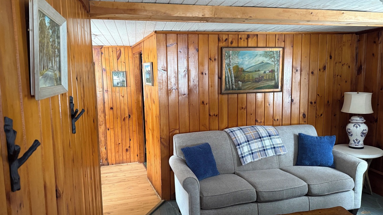 Photo of Livingroom in Holderness