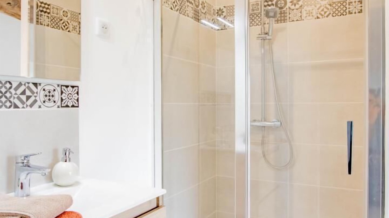 Photo of Bathroom in Montmelard