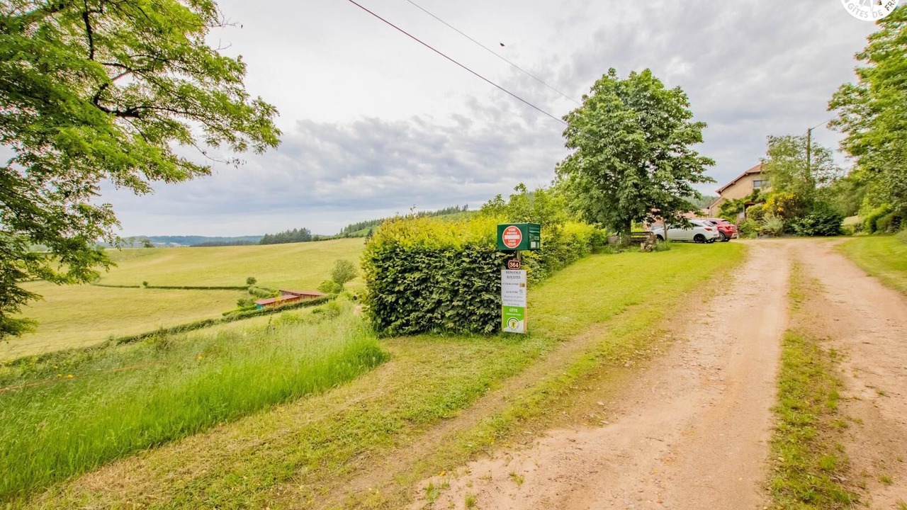 Photo of Outdoor in Montmelard