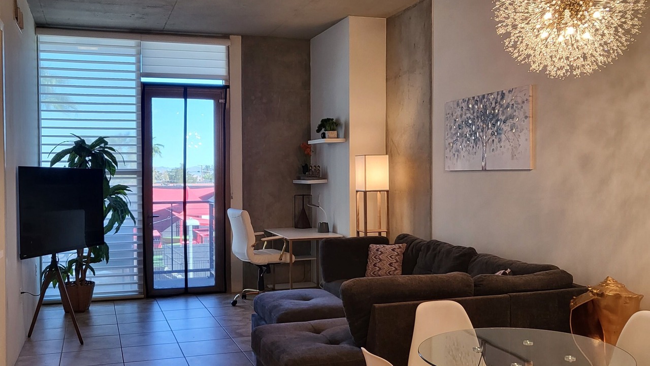 Photo of Livingroom in Downtown Las Vegas