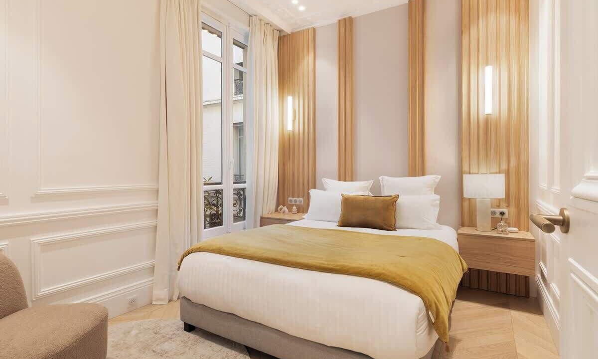 Photo of Bedroom in Champs-Elysees
