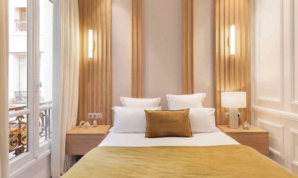 Photo of Bedroom in Champs-Elysees
