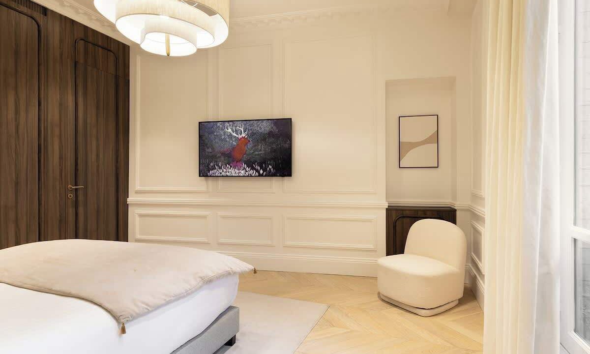 Photo of Bedroom in Champs-Elysees
