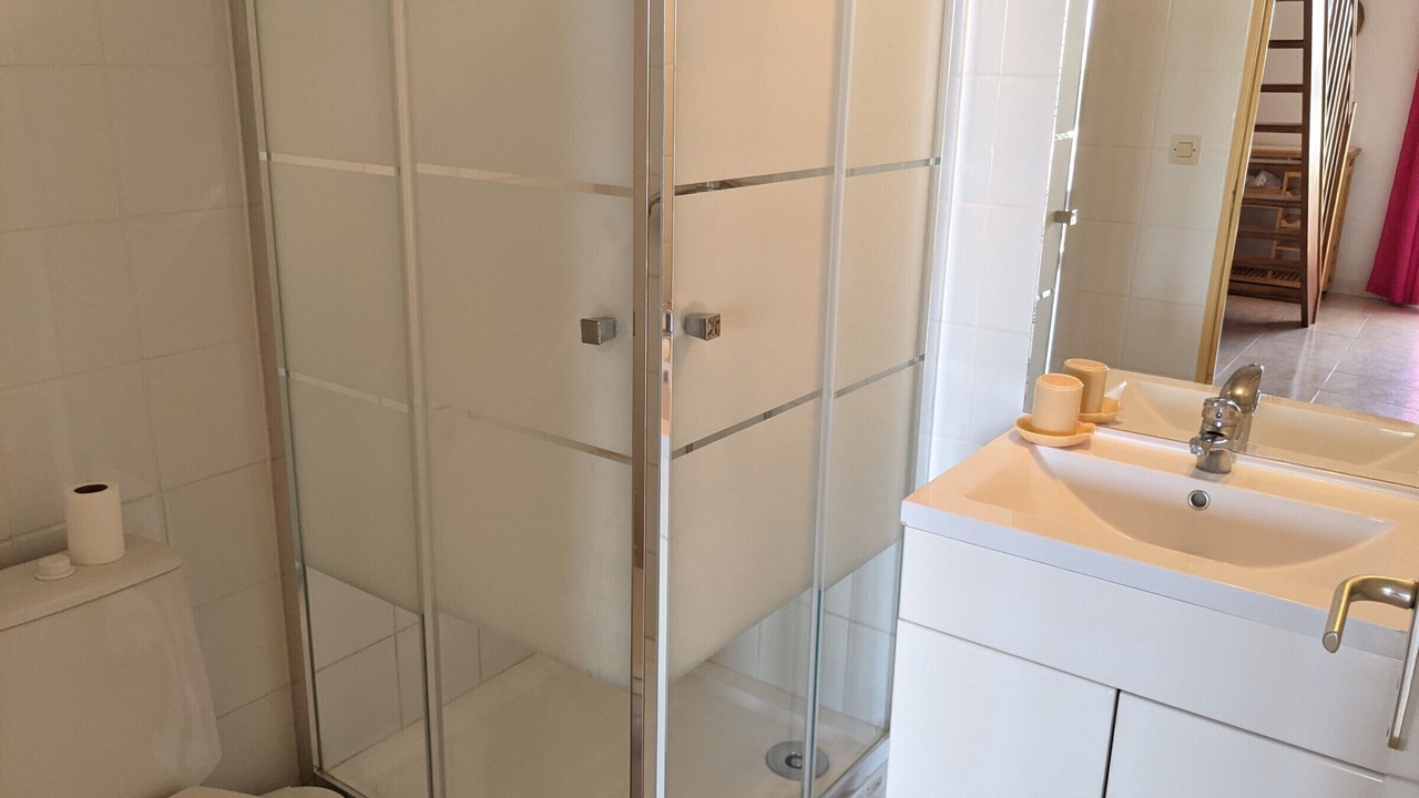 Photo of Bathroom in Port-la-Nouvelle