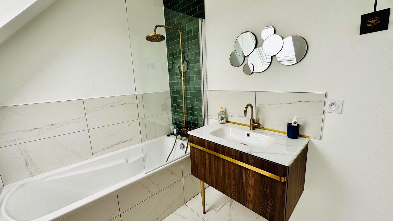 Photo of Bathroom in Penvins