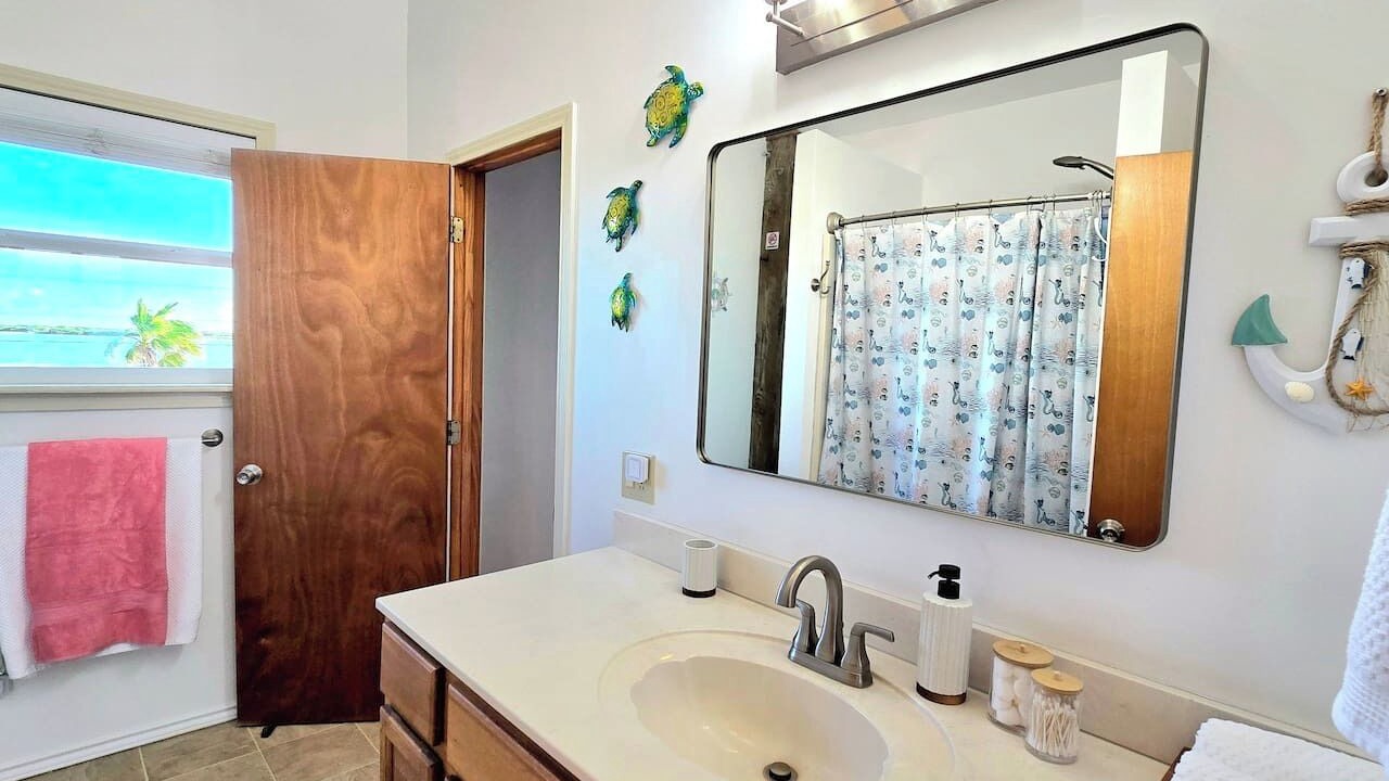 Photo of Bathroom in Port Lavaca
