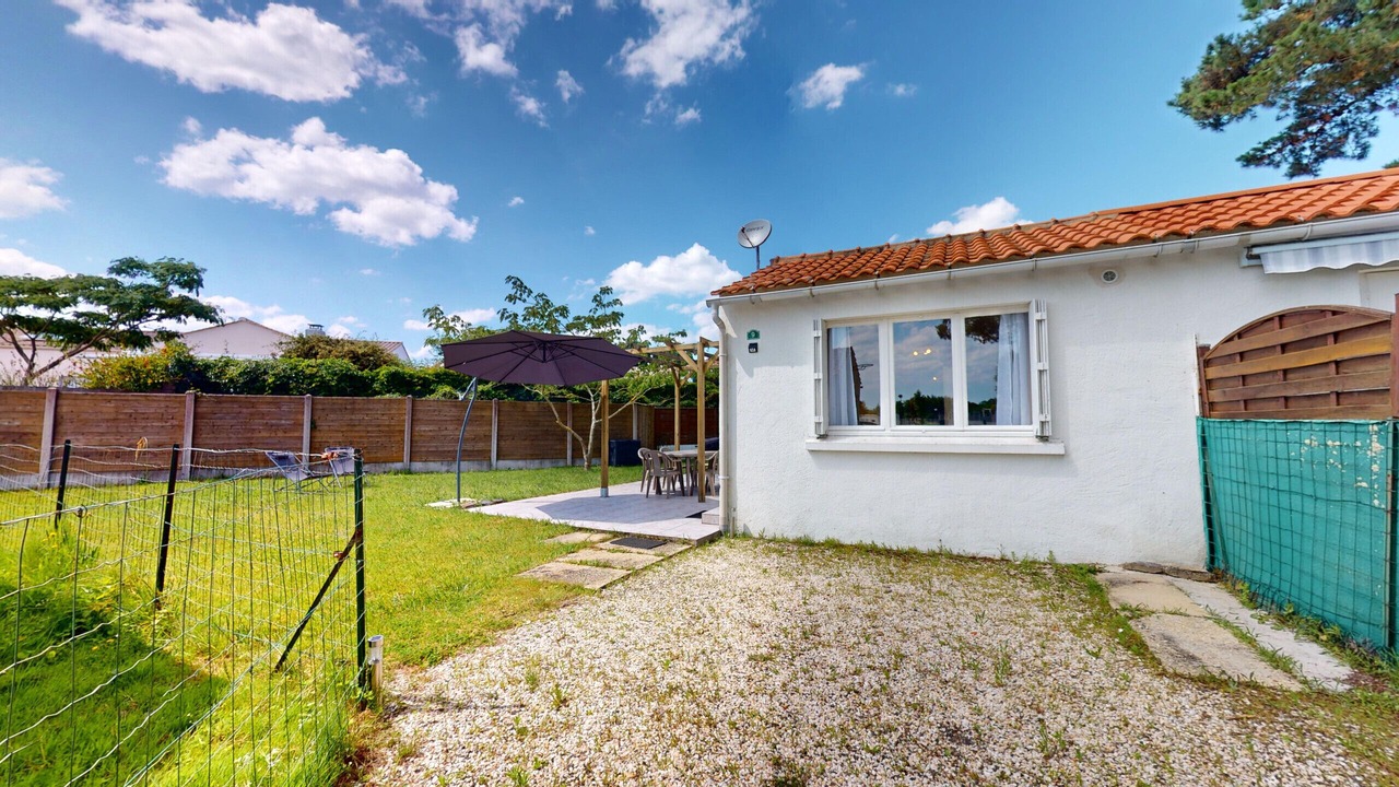 Photo of Patio Balcony in Saint-Hilaire-de-Riez