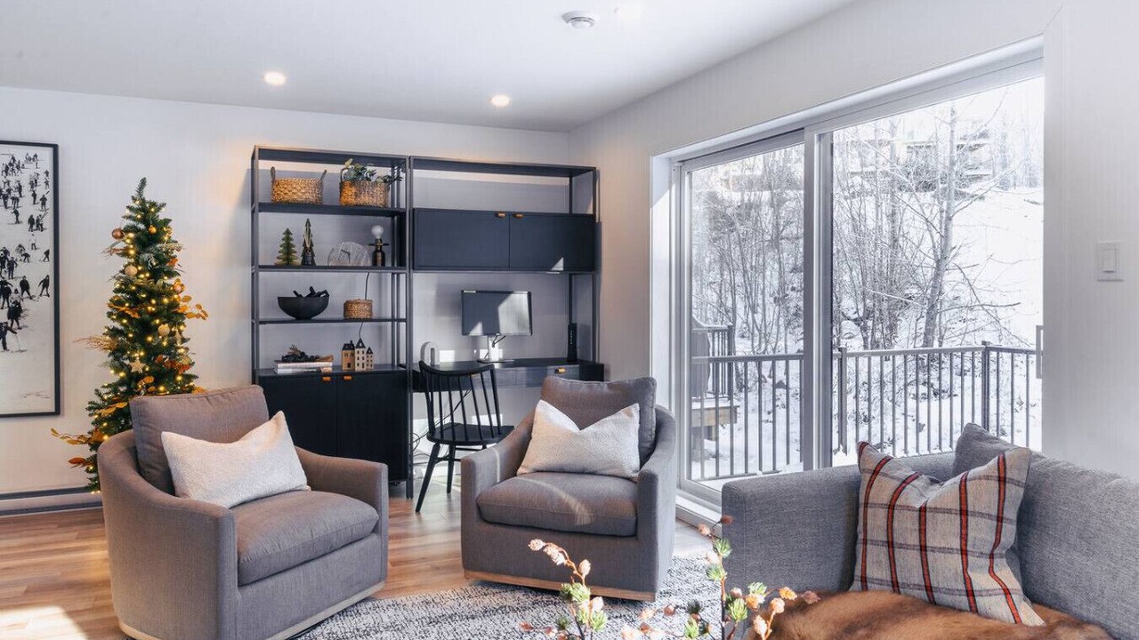 Photo of Livingroom in Saint-Faustin-Lac-Carre