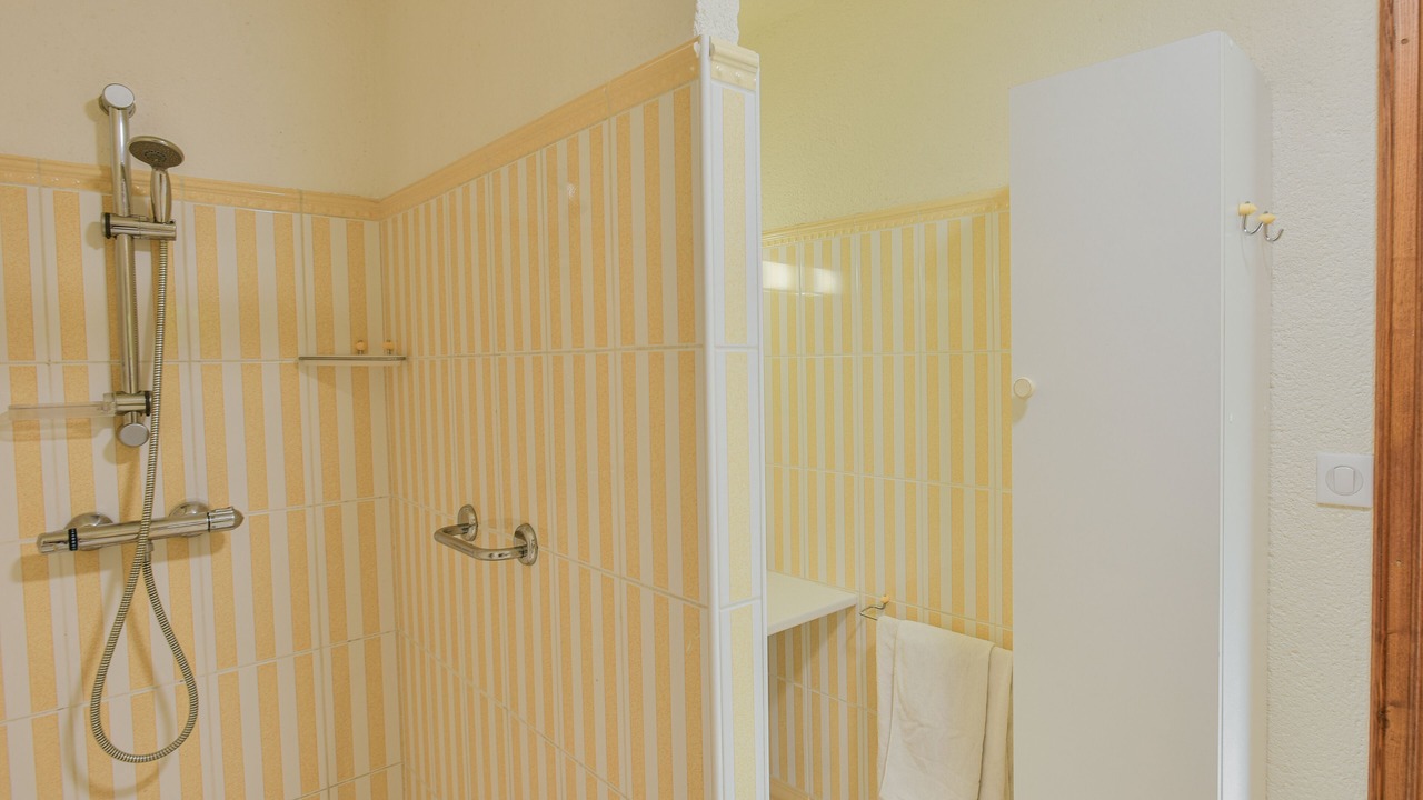 Photo of Bathroom in Degagnac