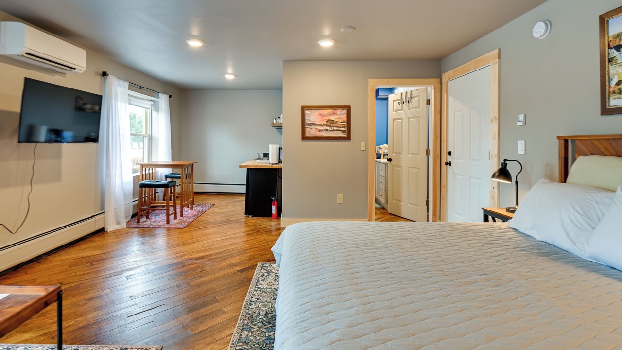 Photo of Bedroom in Meredith