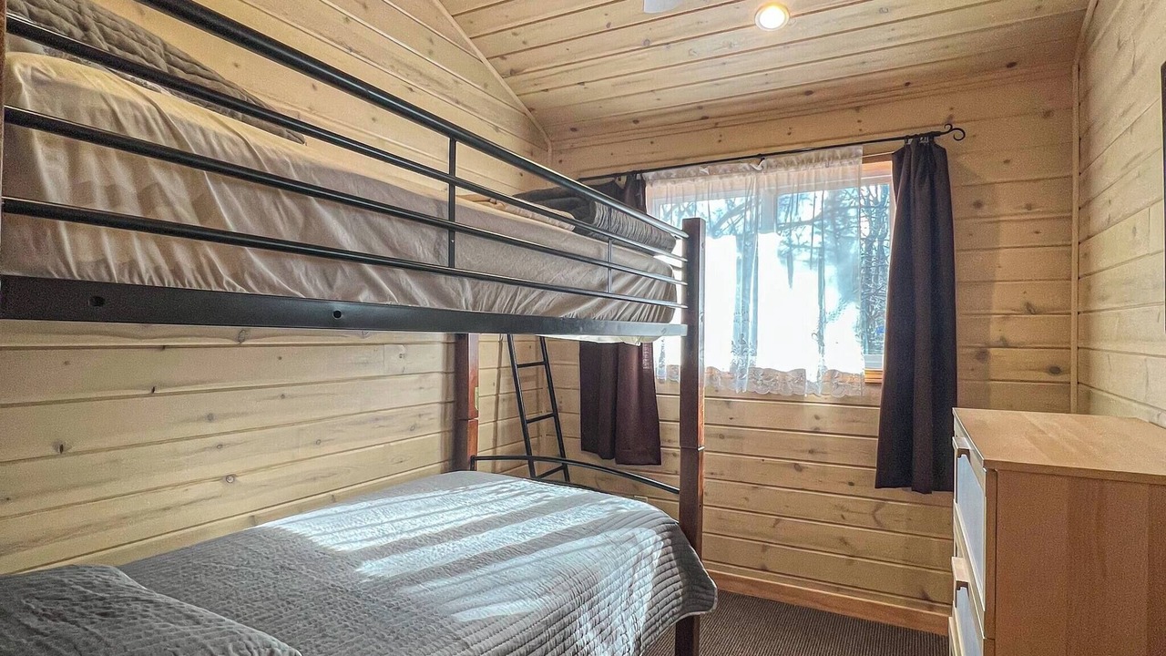 Photo of Bedroom in Magnetawan