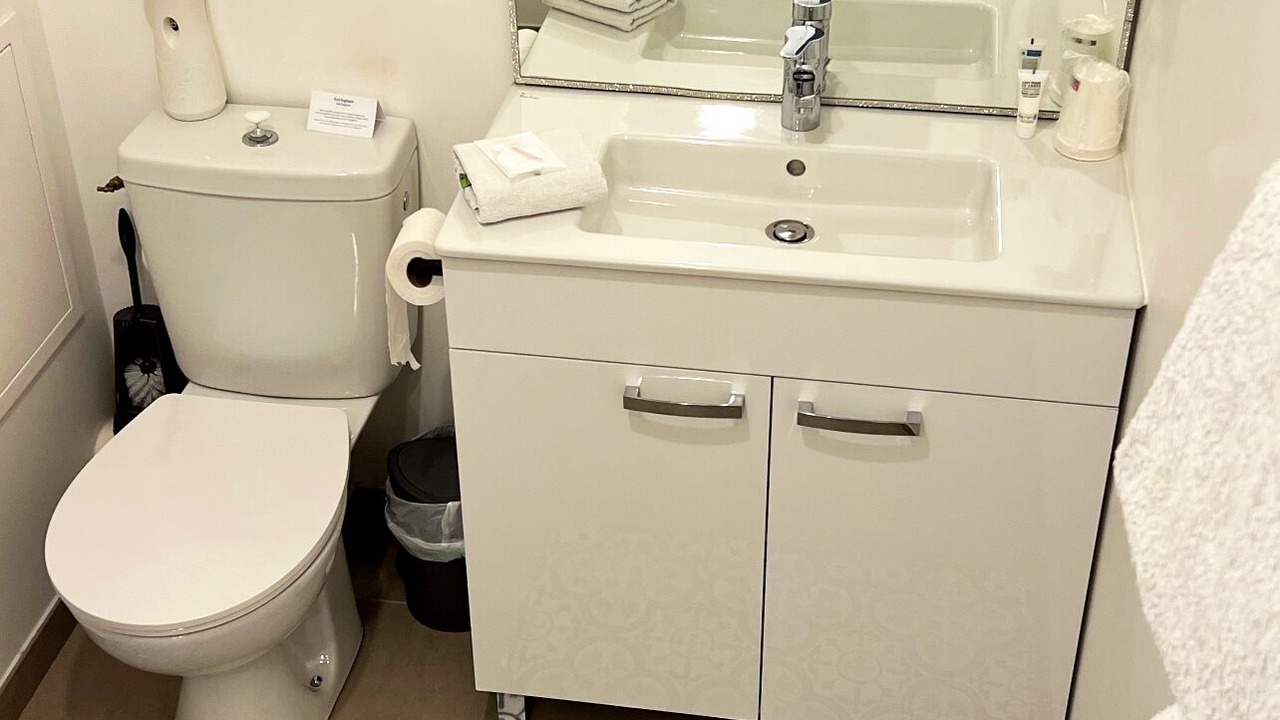 Photo of Bathroom in Decines-Charpieu