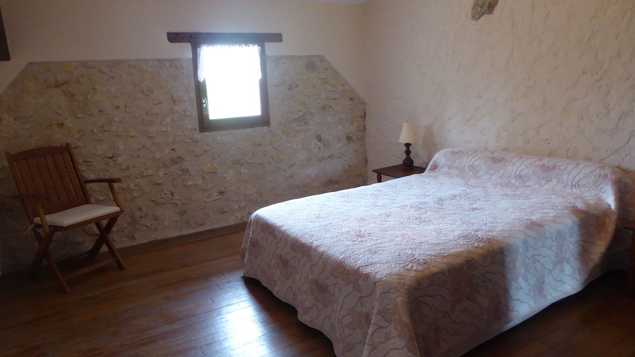 Photo of Bedroom in Andillac