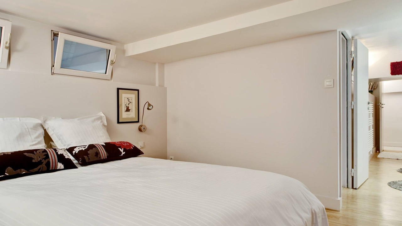Photo of Bedroom in Saint-Merri