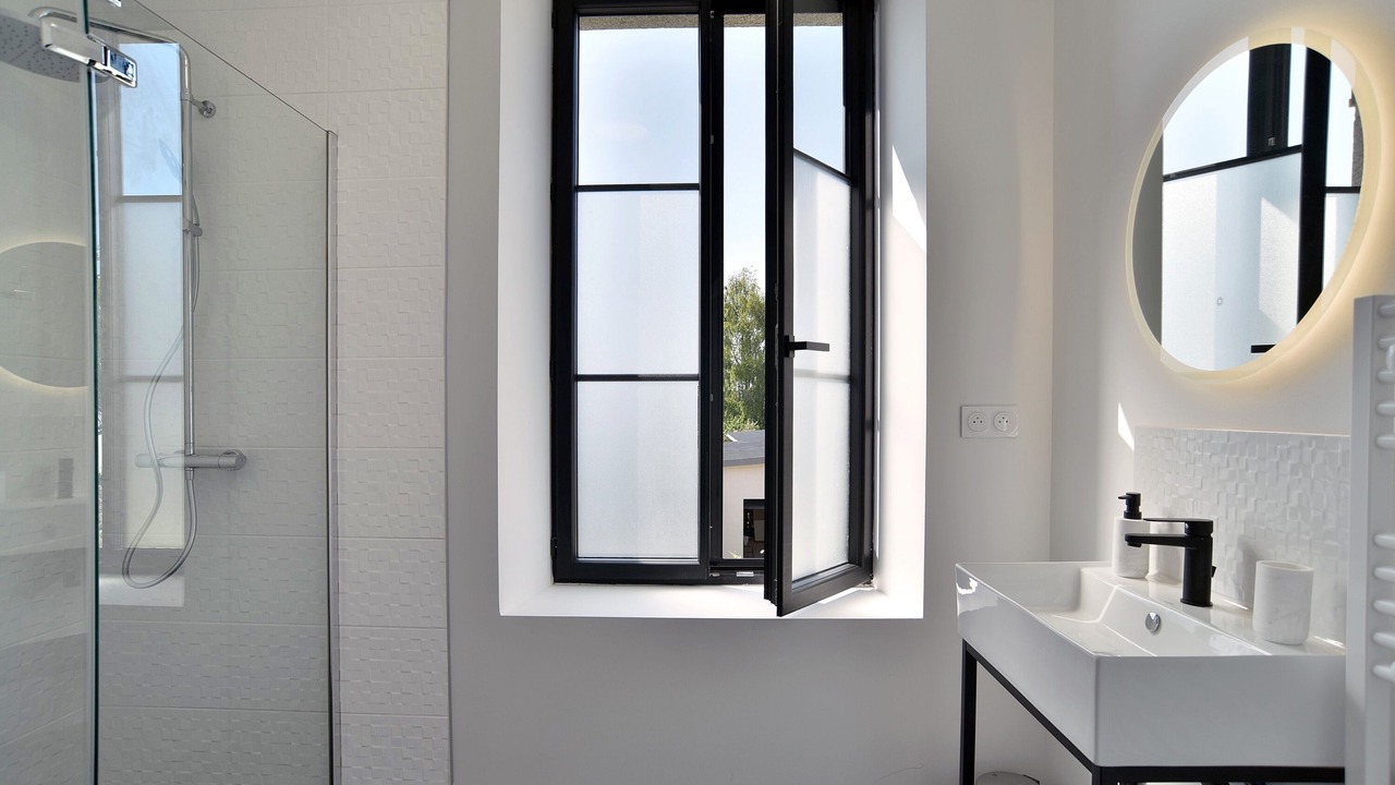 Photo of Bathroom in Carolles