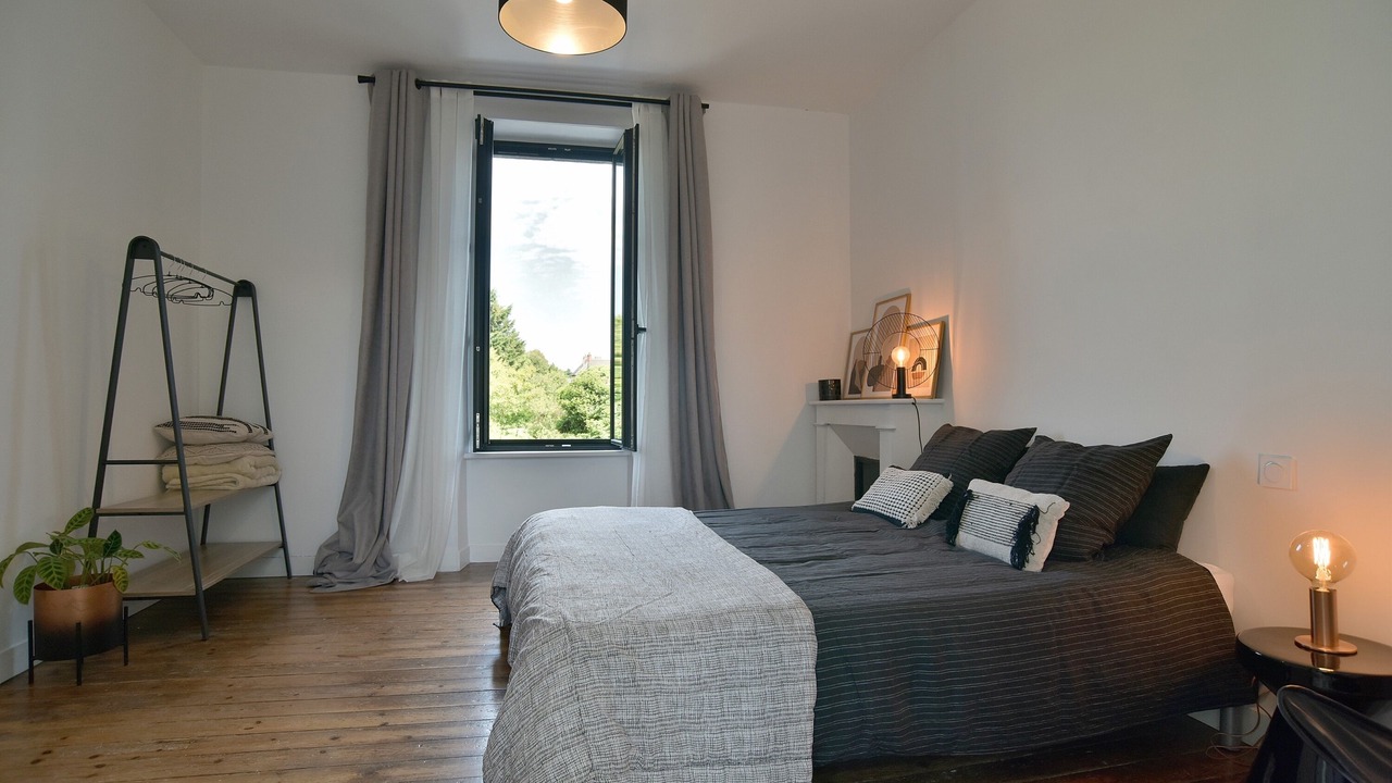 Photo of Bedroom in Carolles