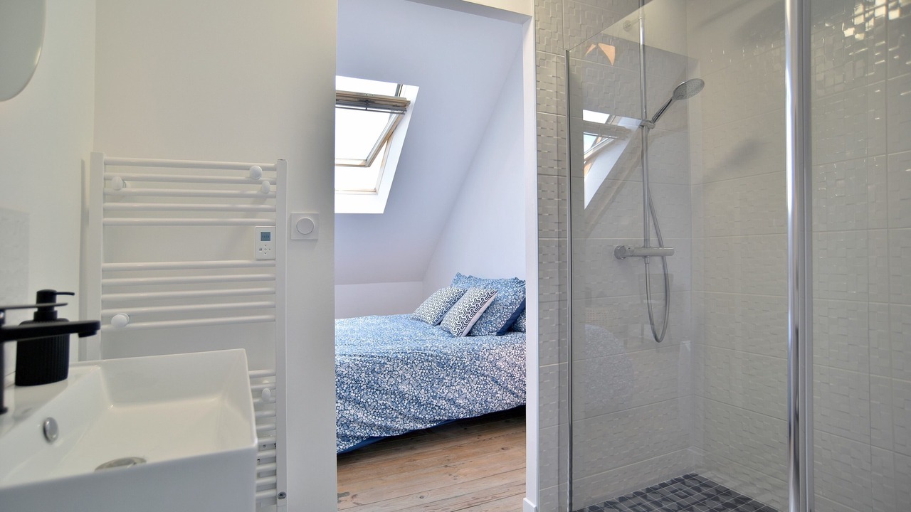 Photo of Bathroom in Carolles
