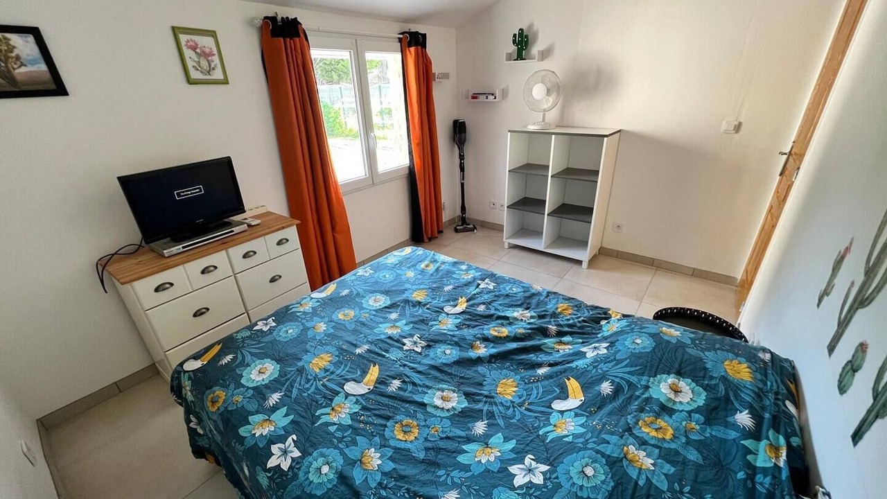 Photo of Bedroom in Cuxac-dʼAude