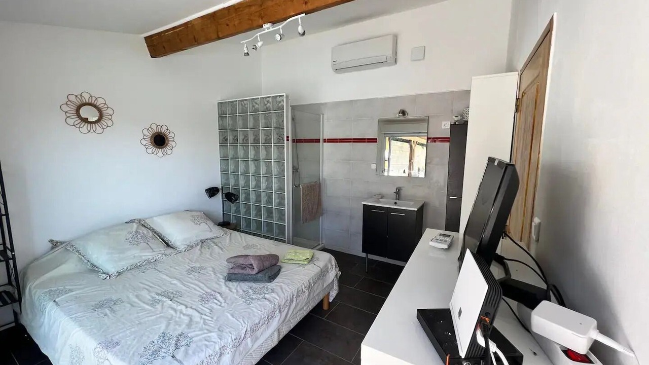 Photo of Bedroom in Cuxac-dʼAude