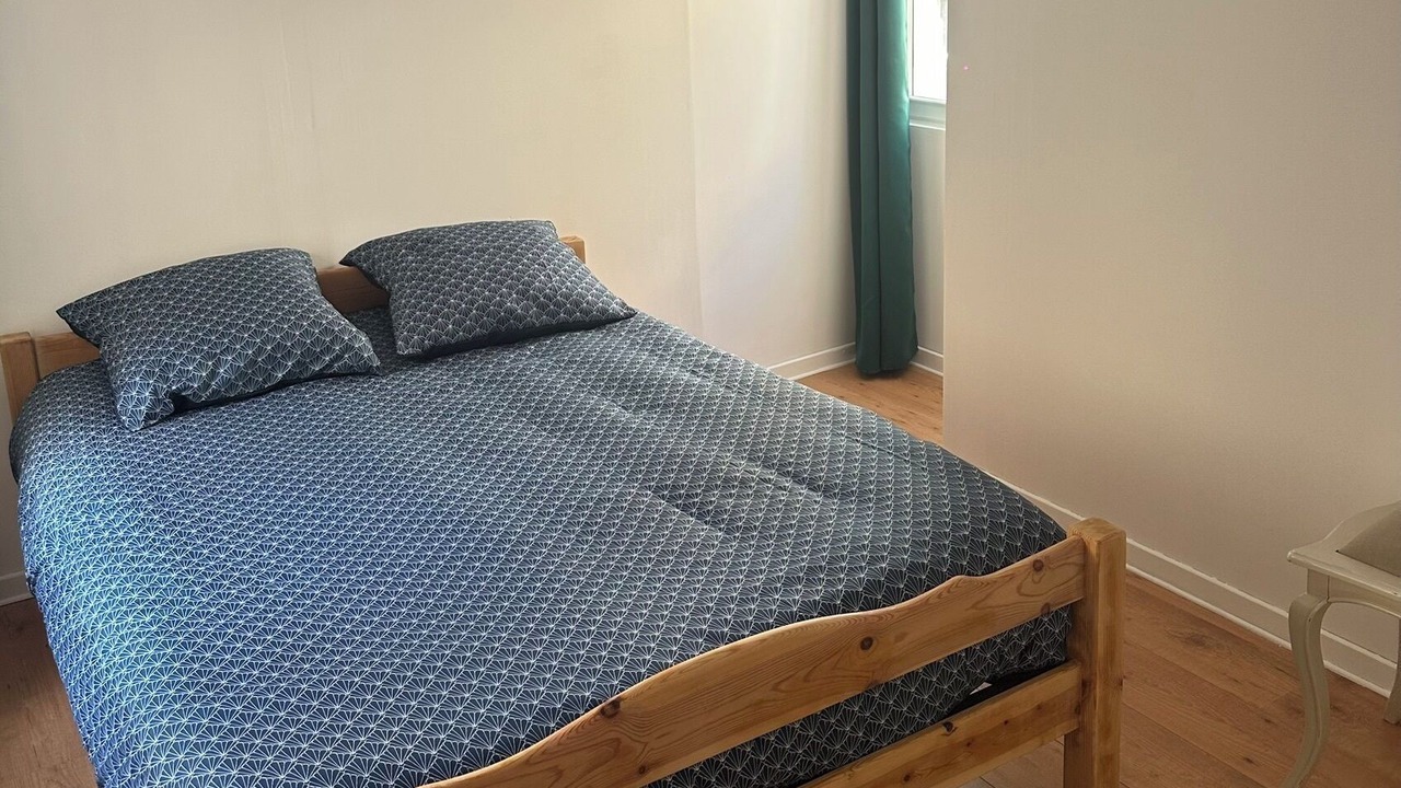 Photo of Bedroom in Centre-ville rive gauche