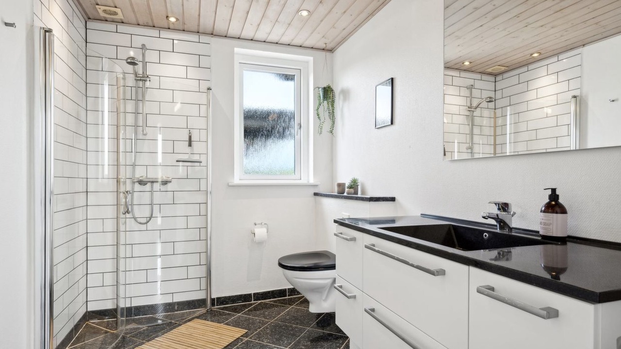 Photo of Bathroom in Skovmose