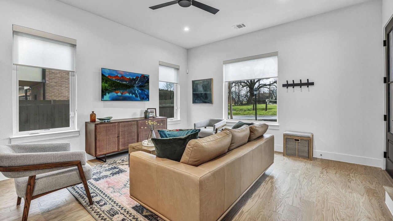 Photo of Bedroom in Blackshear-Prospect Hill