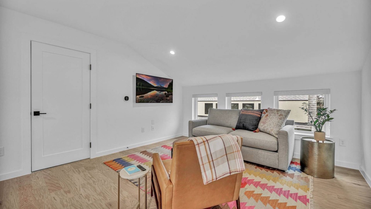 Photo of Bedroom in Blackshear-Prospect Hill