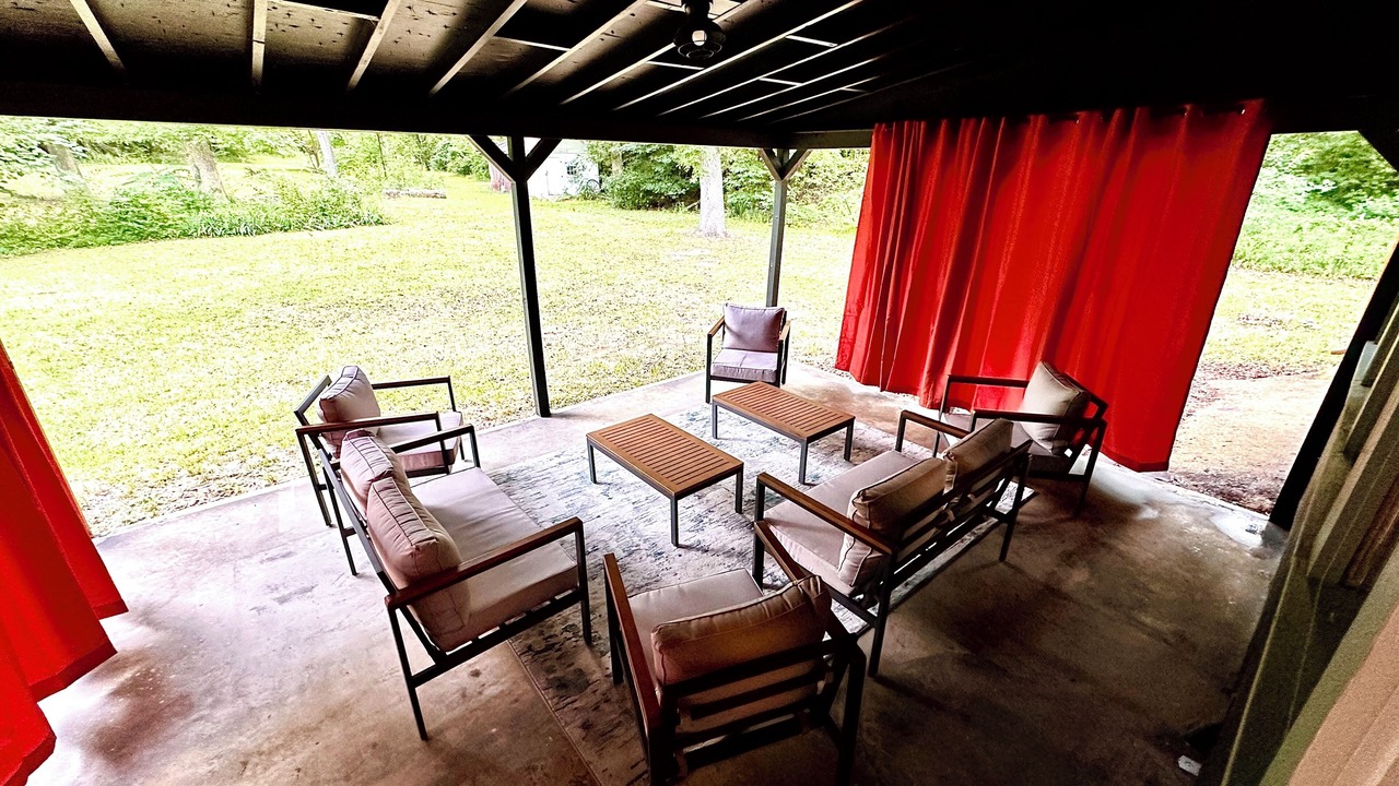 Photo of Patio Balcony in Van Buren