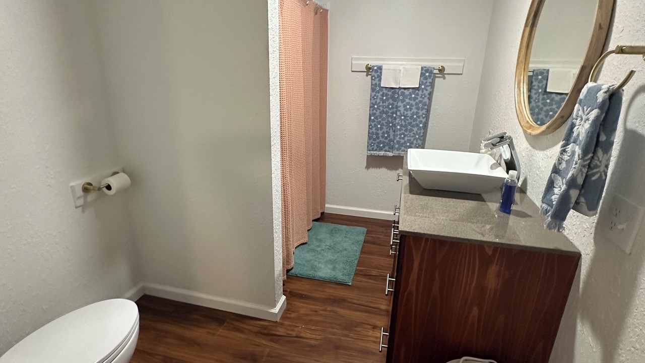Photo of Bathroom in Van Buren
