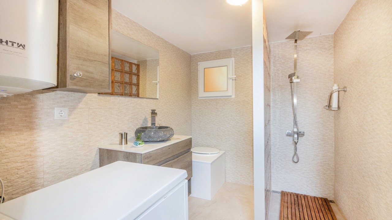 Photo of Bathroom in Aramunt