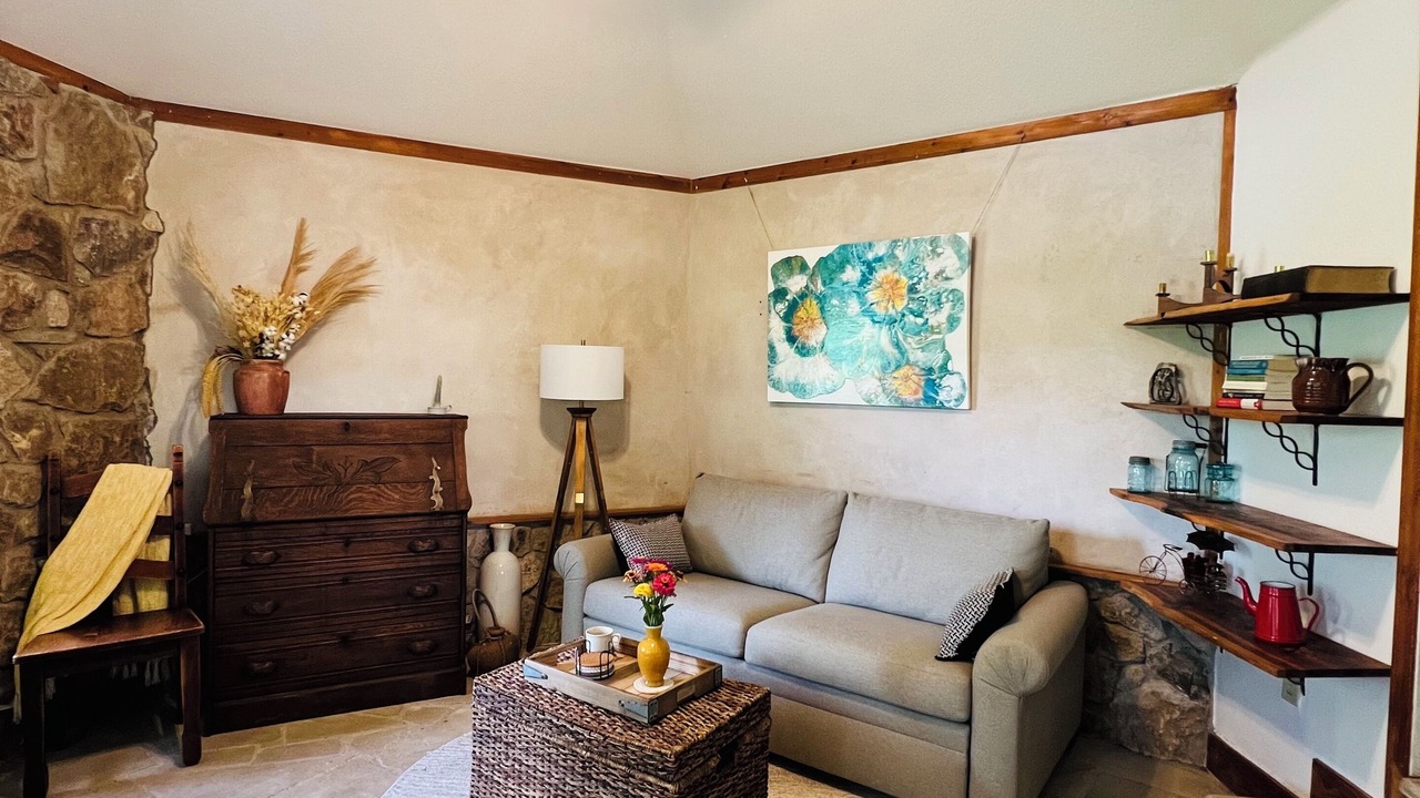 Photo of Livingroom in East MLK