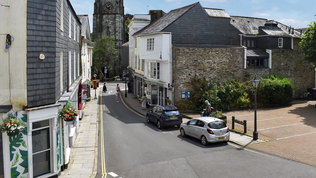Photo of Others in Tavistock